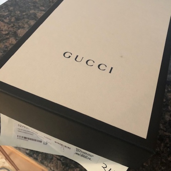 Men\'s Gucci Nero Suede Shoes